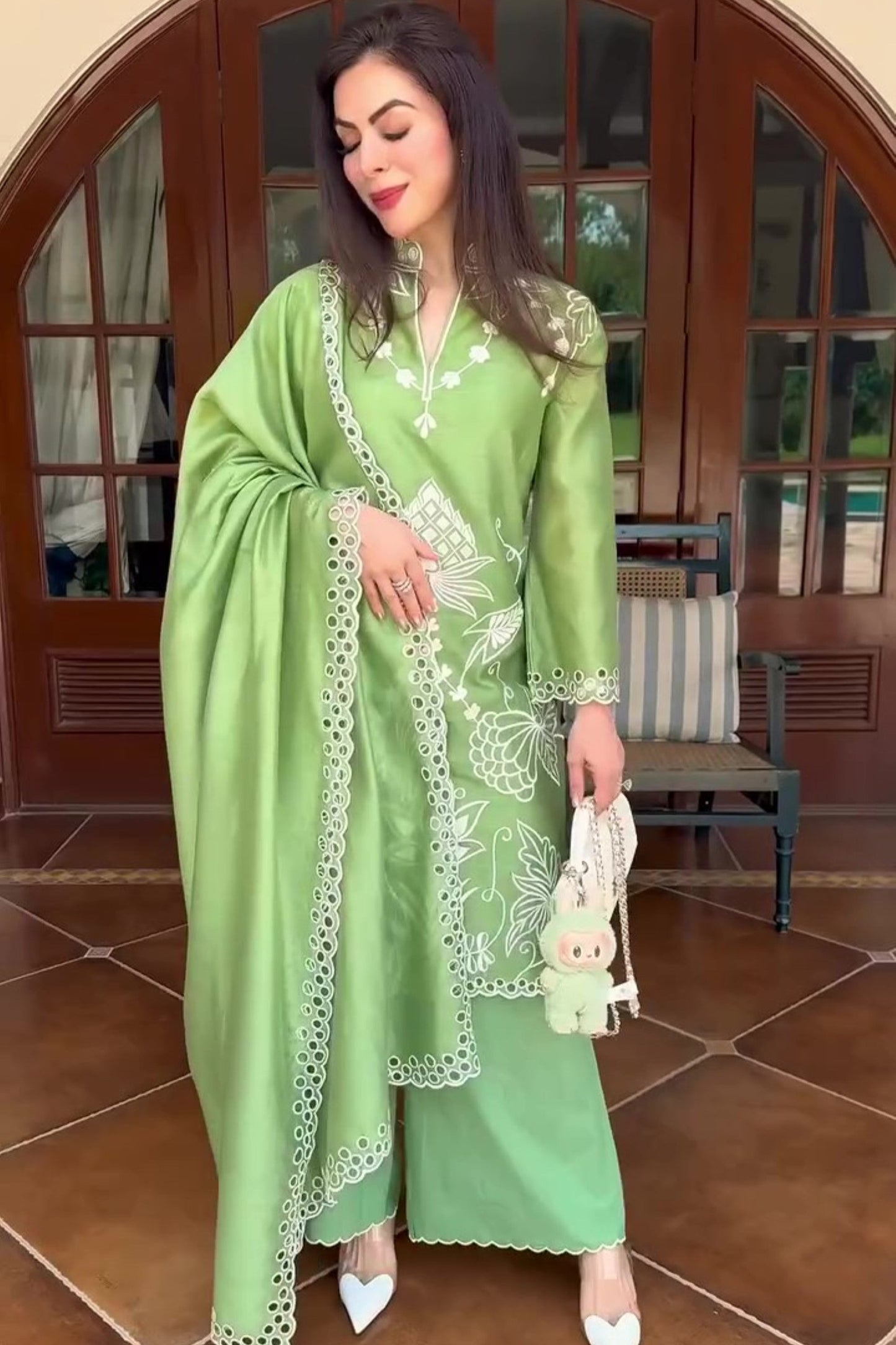 SONAM PAL X SUFIANA NEEM KURTA SET WITH DUPATTA