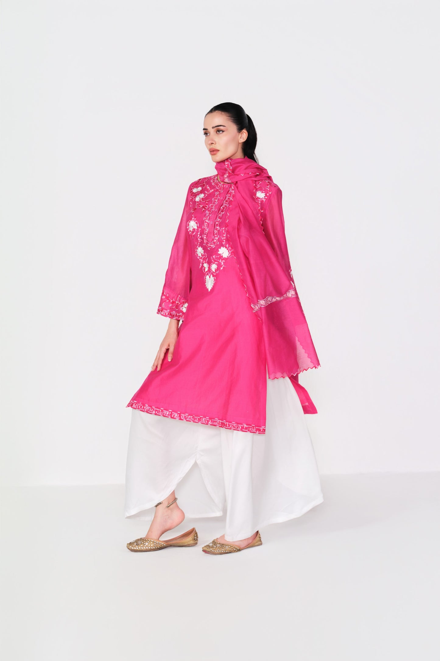 GULBANO EMBORIDERED KURTA WITH TULIP PLAZZO SET