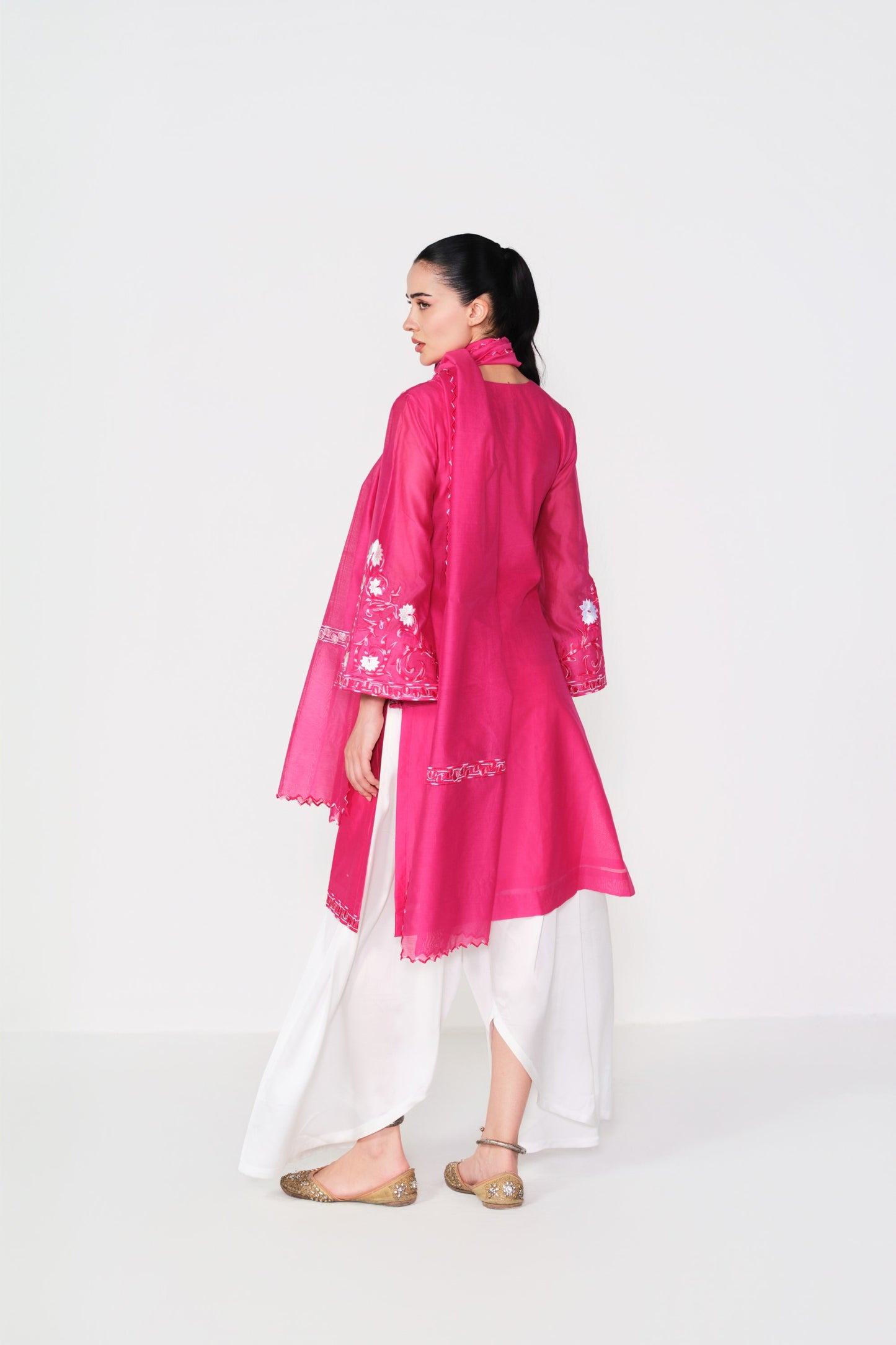 GULBANO EMBORIDERED KURTA WITH TULIP PLAZZO SET