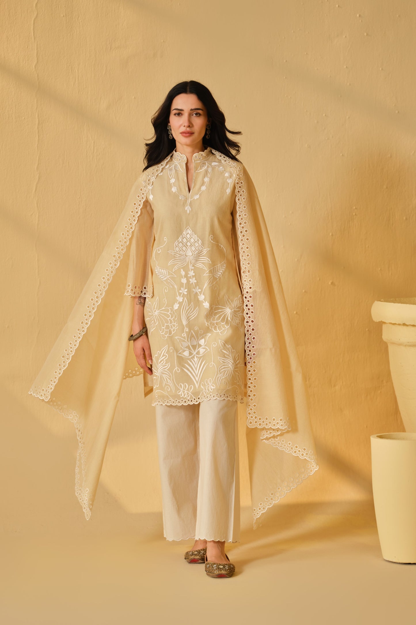 JASNOOR ANAND X SUFIANA HAZE BEIGE KURTA SET WITH DUPATTA