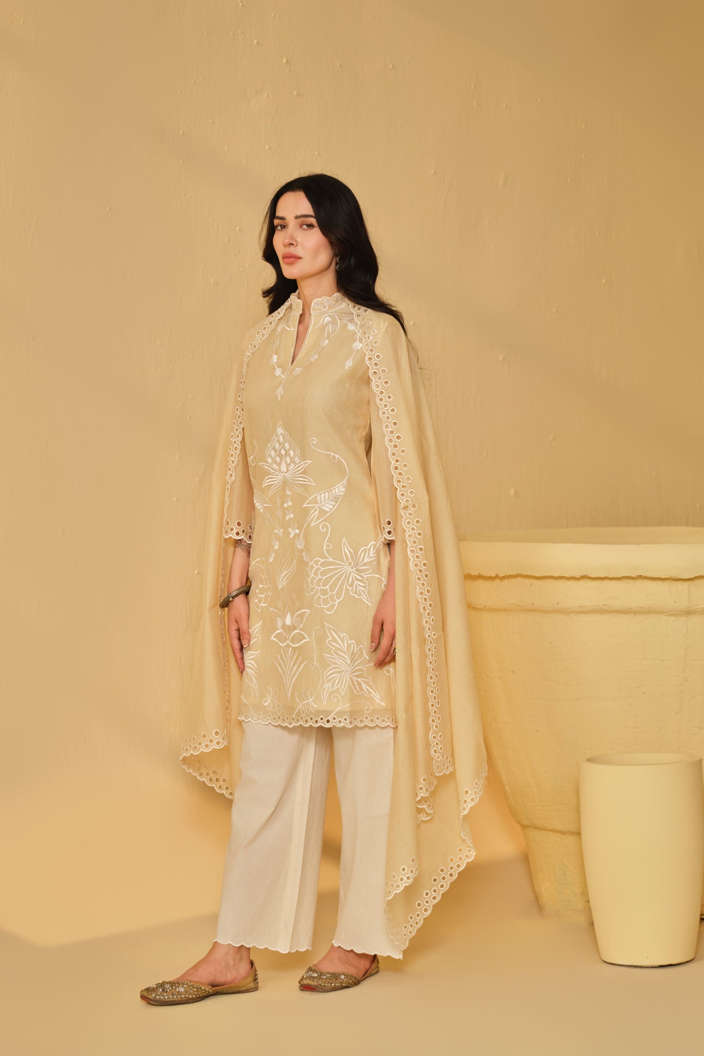 JASNOOR ANAND X SUFIANA HAZE BEIGE KURTA SET WITH DUPATTA