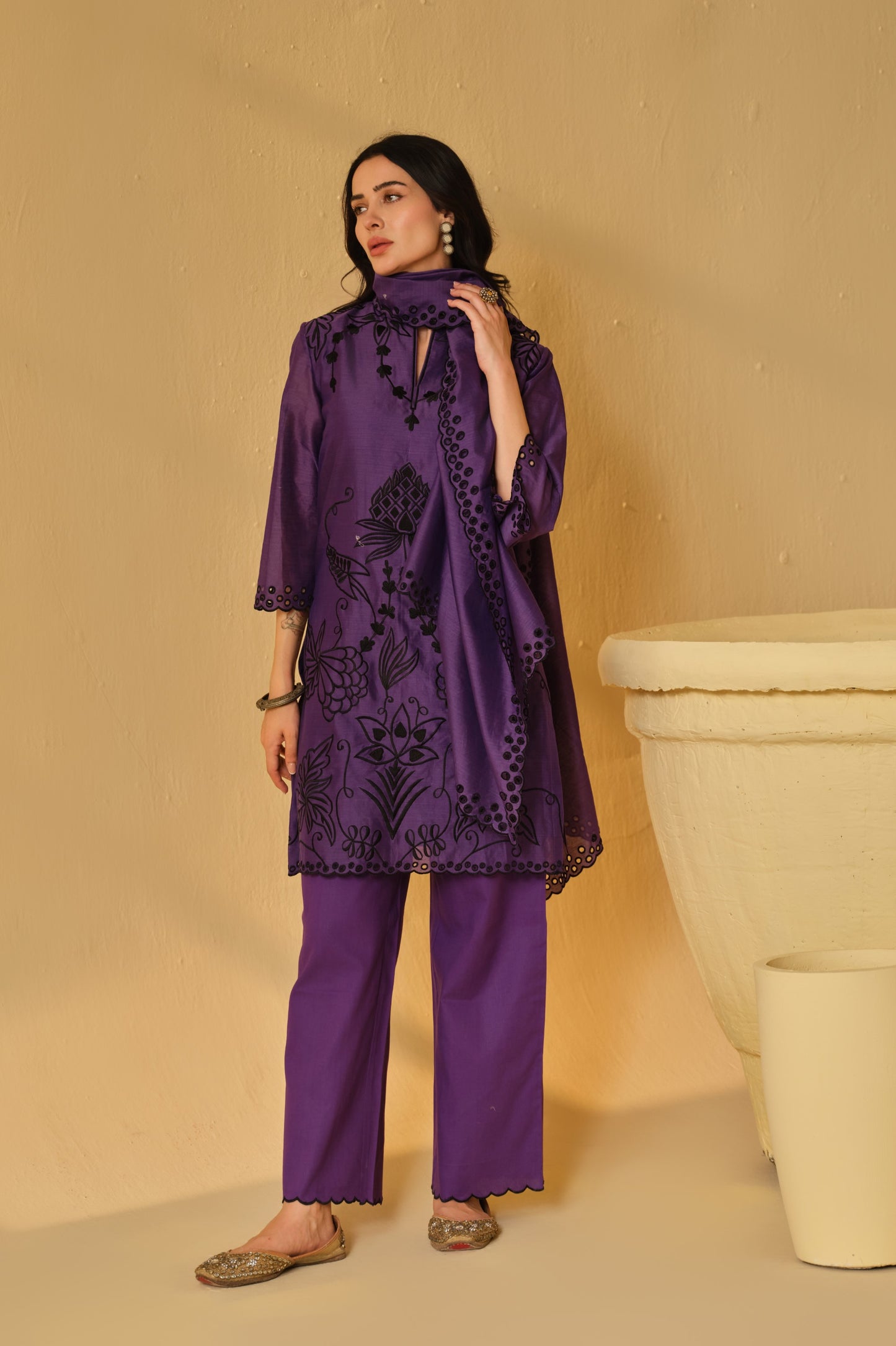 SUFIANA JAMUNI KURTA SET WITH DUPATTA