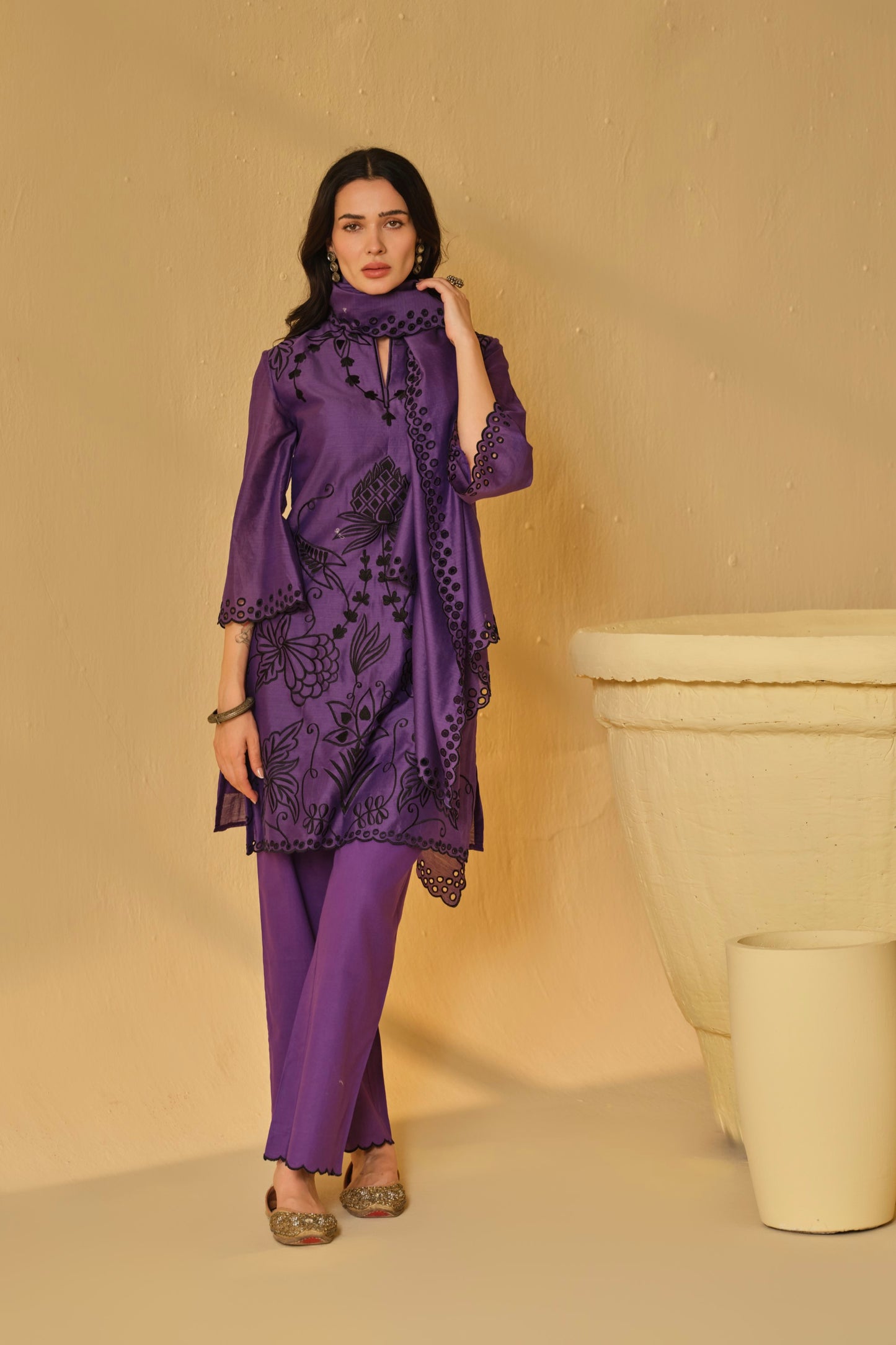 SUFIANA JAMUNI KURTA SET WITH DUPATTA