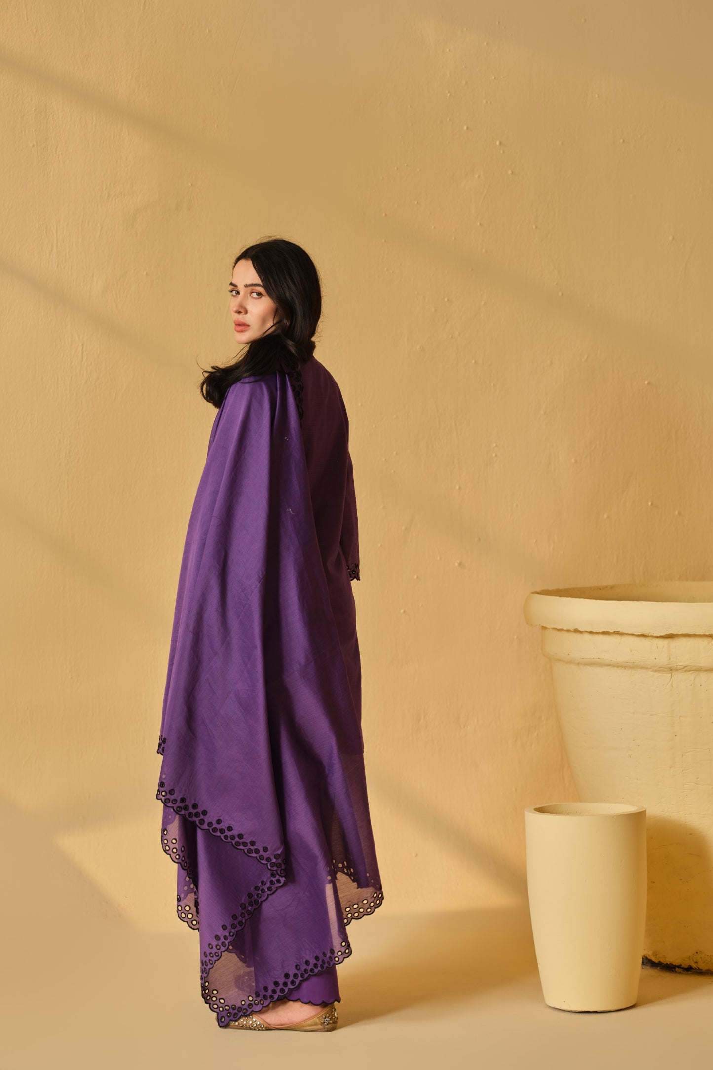 SIMRAN X SUFIANA JAMUNI KURTA SET WITH DUPATTA