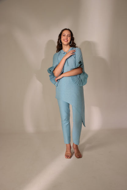 SKY-BLUE PLEAT SLEEVES  LINEN KURTA SET