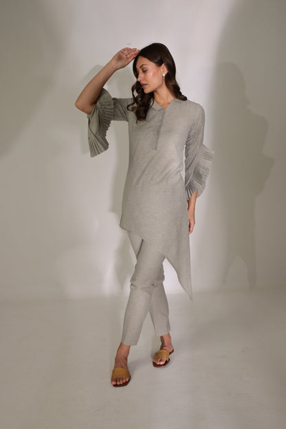 OLIVE PLEAT-SLEEVES  LINEN KURTA SET