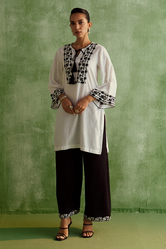 INARA THREAD-LINEN KURTA SET - BLACK-WHITE