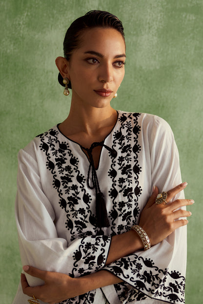 INARA THREAD-LINEN KURTA SET - BLACK-WHITE