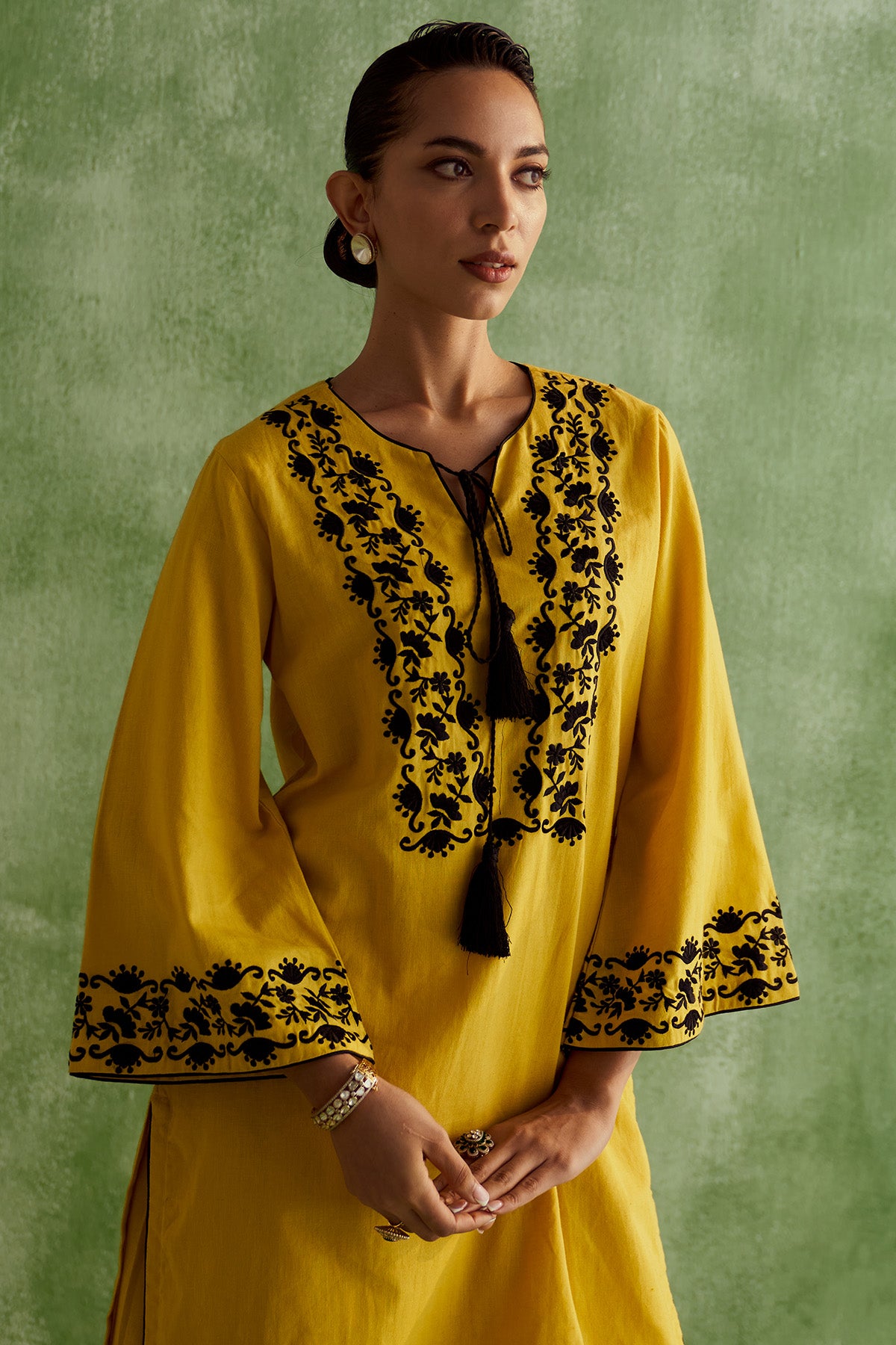 INARA THREAD-LINEN KURTA SET-YELLOW