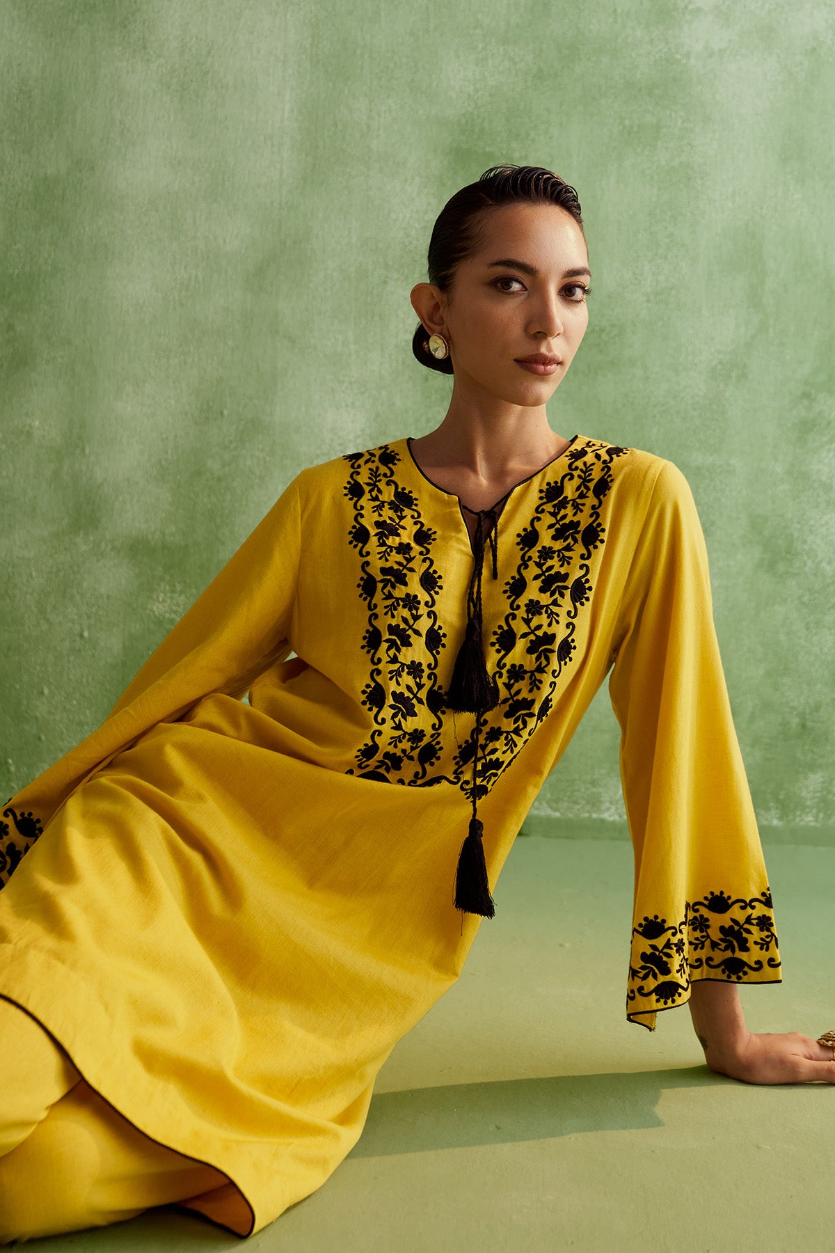 INARA THREAD-LINEN KURTA SET-YELLOW