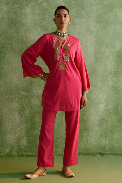 JHUMKA RANI PINK KURTA SET