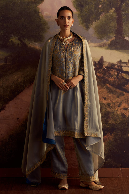 PARISA CHAV KURTA SET WITH DUPATTA