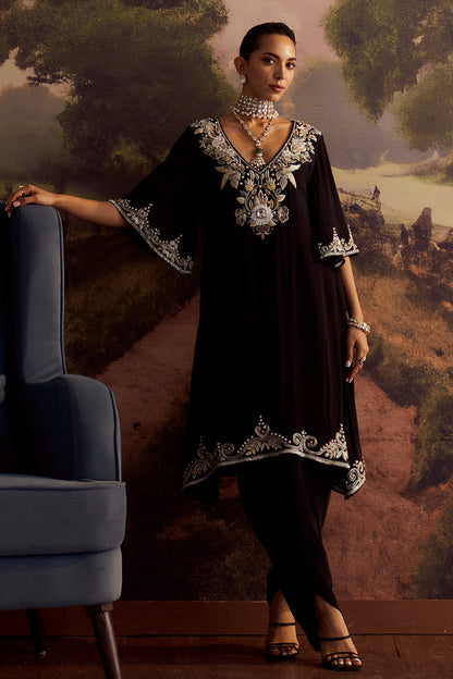 NAINA BLACK EMBROIDERED KURTA SET