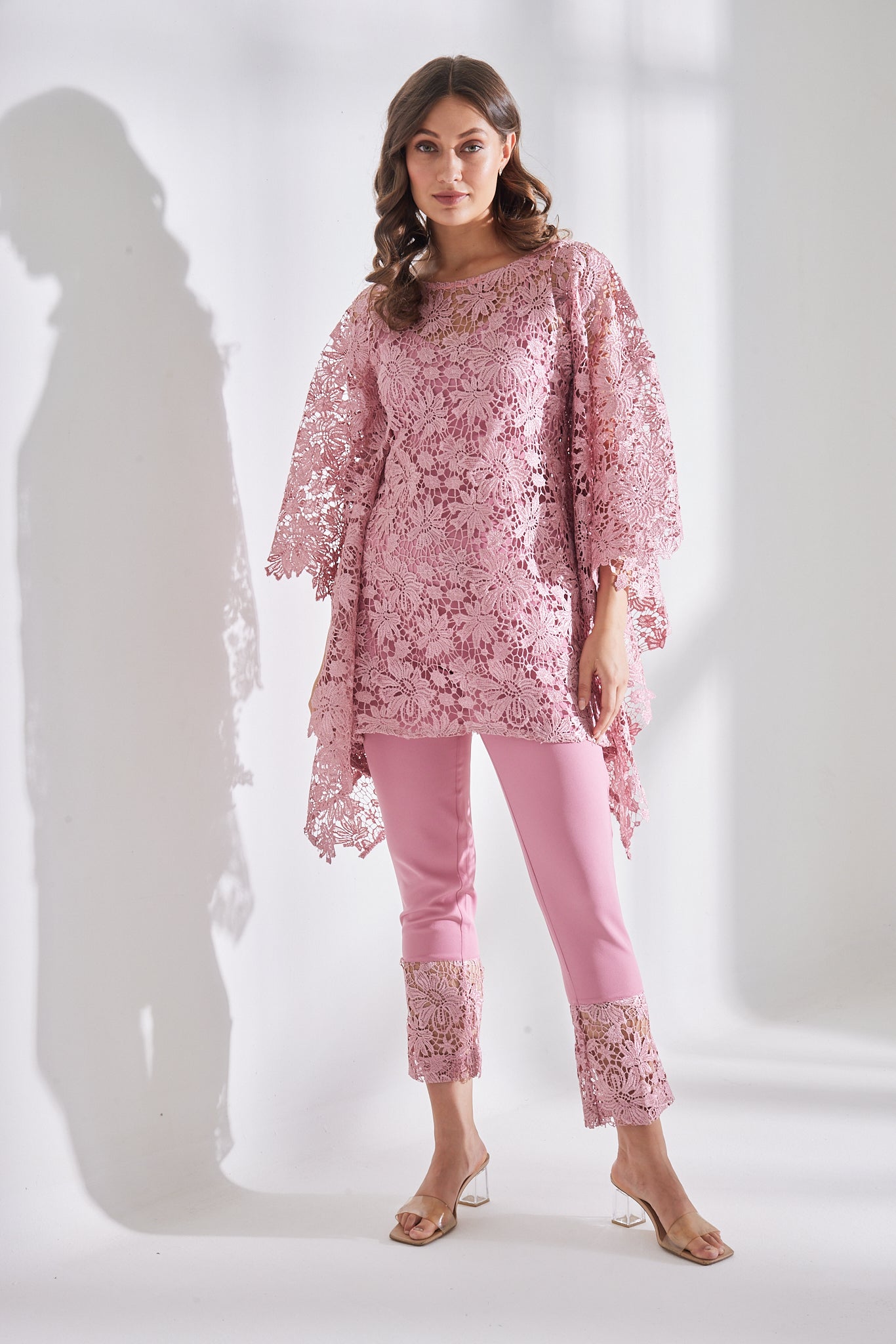 HAZE PINK SCHIFFLI KAFTAN SET