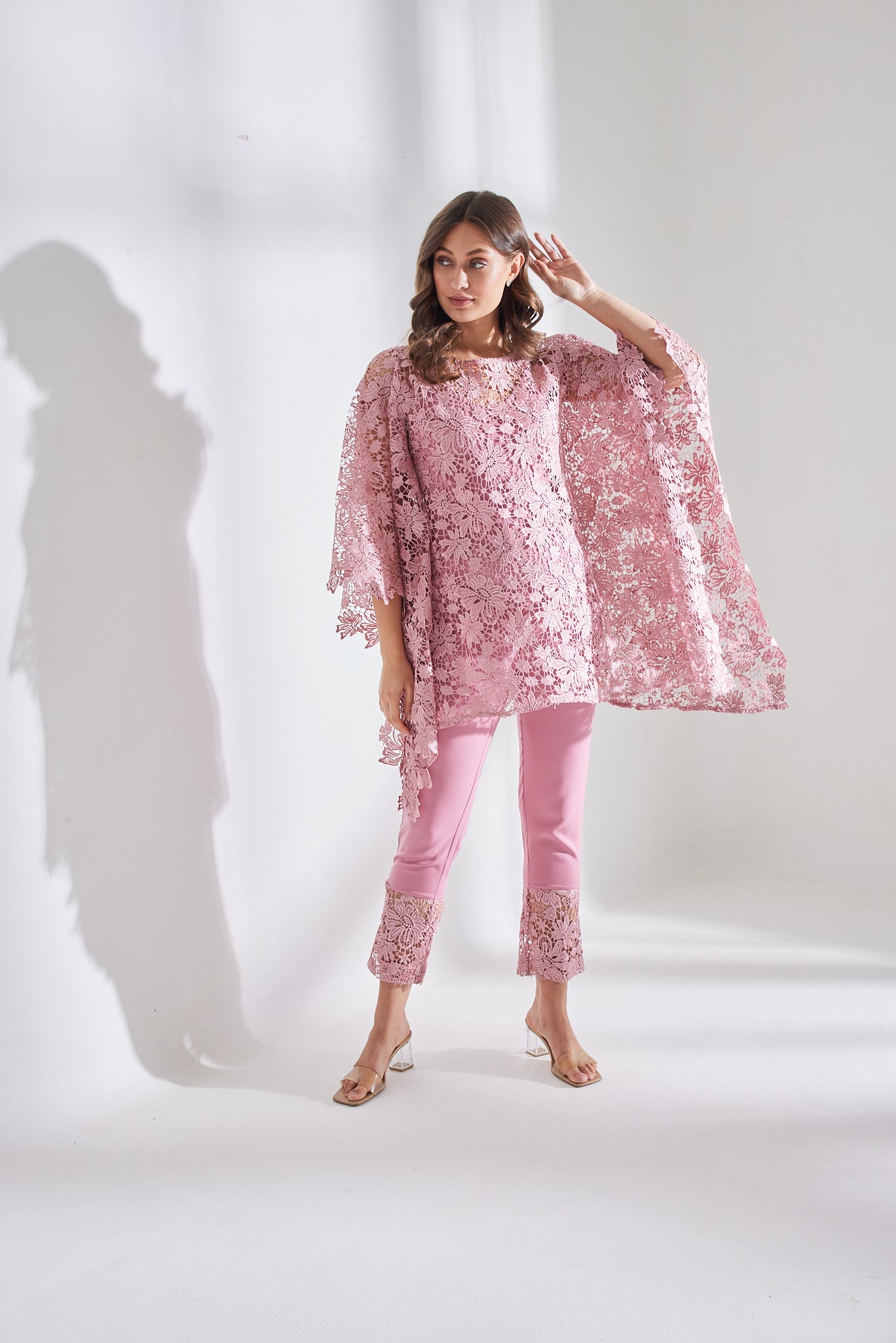 HAZE PINK SCHIFFLI KAFTAN SET