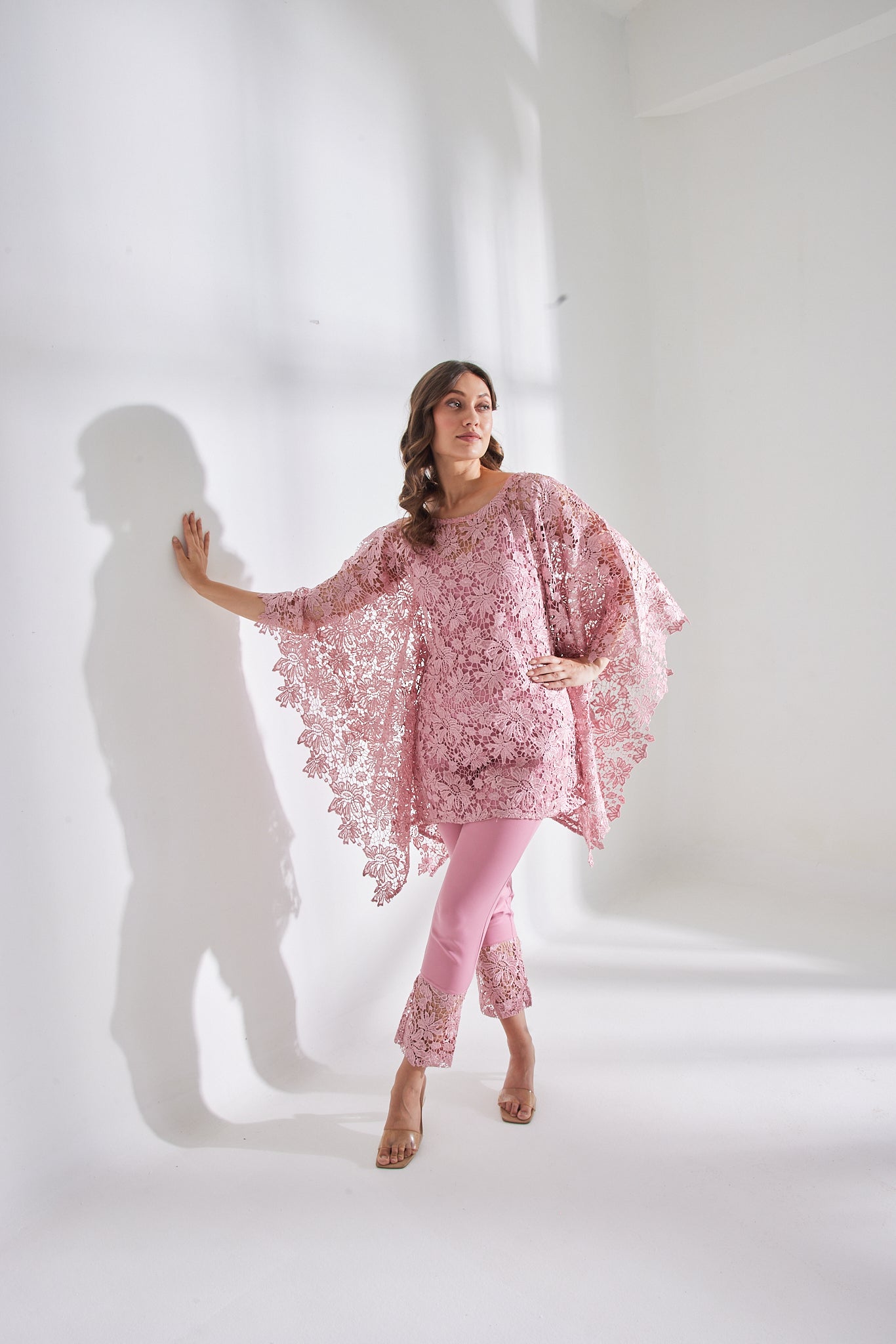 HAZE PINK SCHIFFLI KAFTAN SET