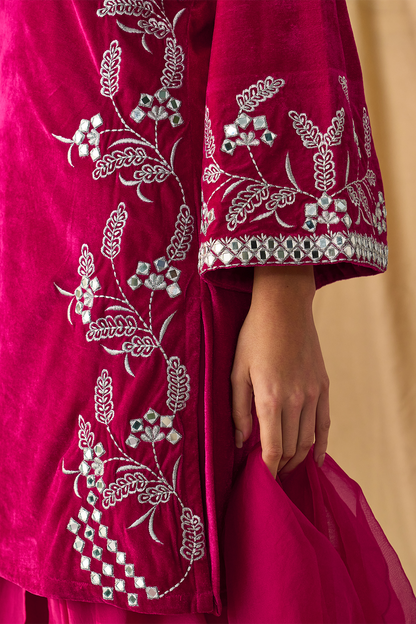 Paisley Mirror Velvet Kurta Set -Rani Pink