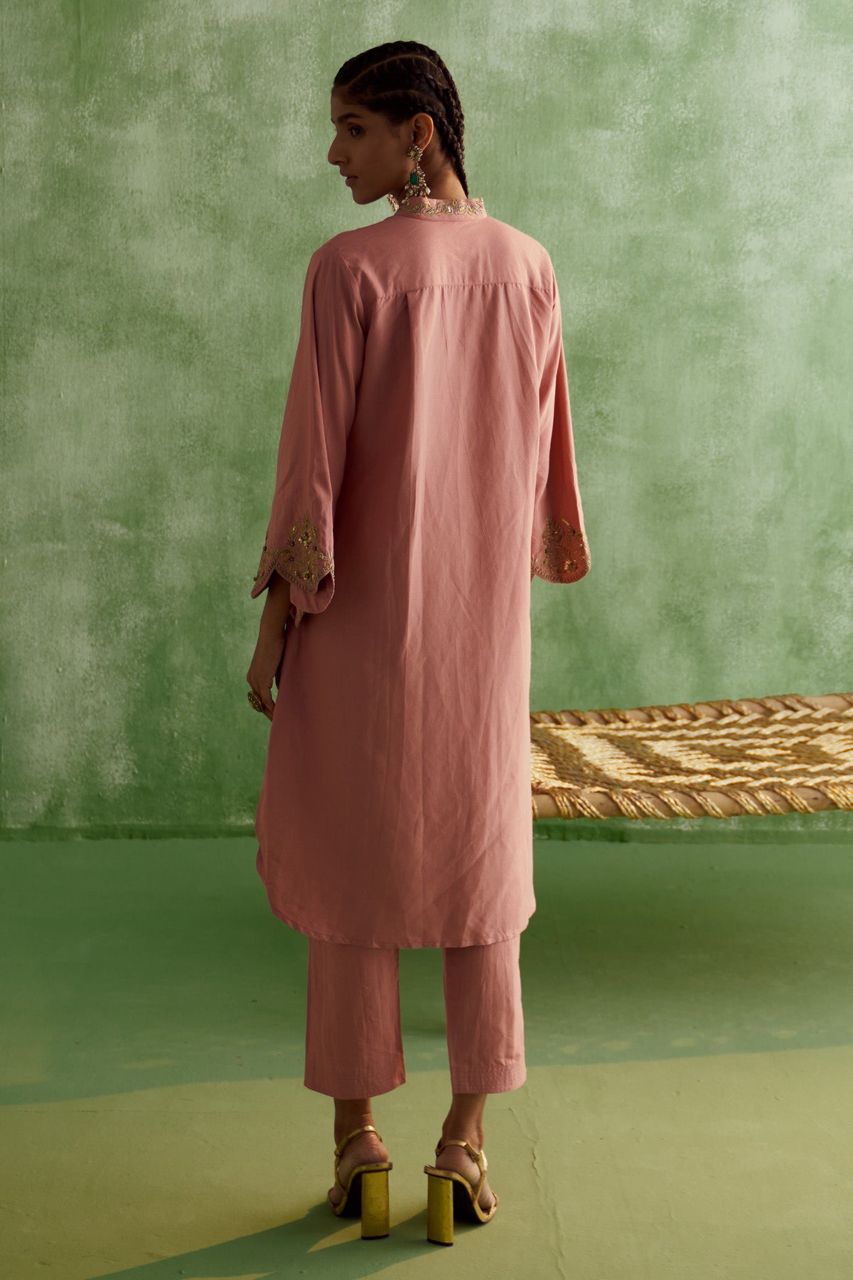 INARA ZARI-DAMAN KURTA SET -HUSK PINK