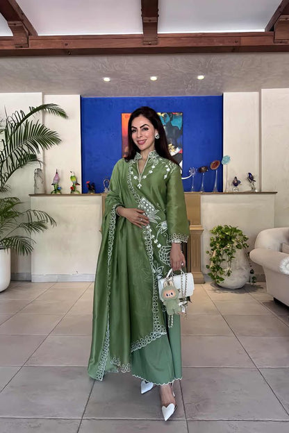 SONAM PAL X SUFIANA NEEM KURTA SET WITH DUPATTA