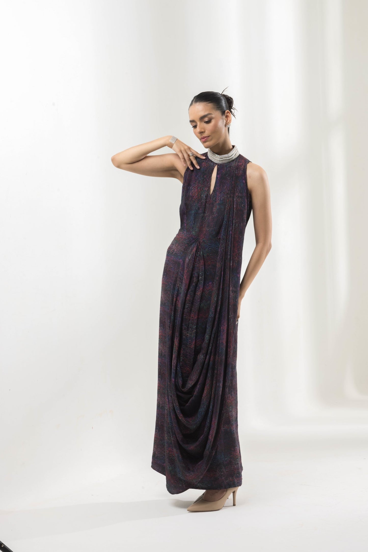 WAVE - TEXTURE DRAPE DRESS WITH PEARL COLLAR